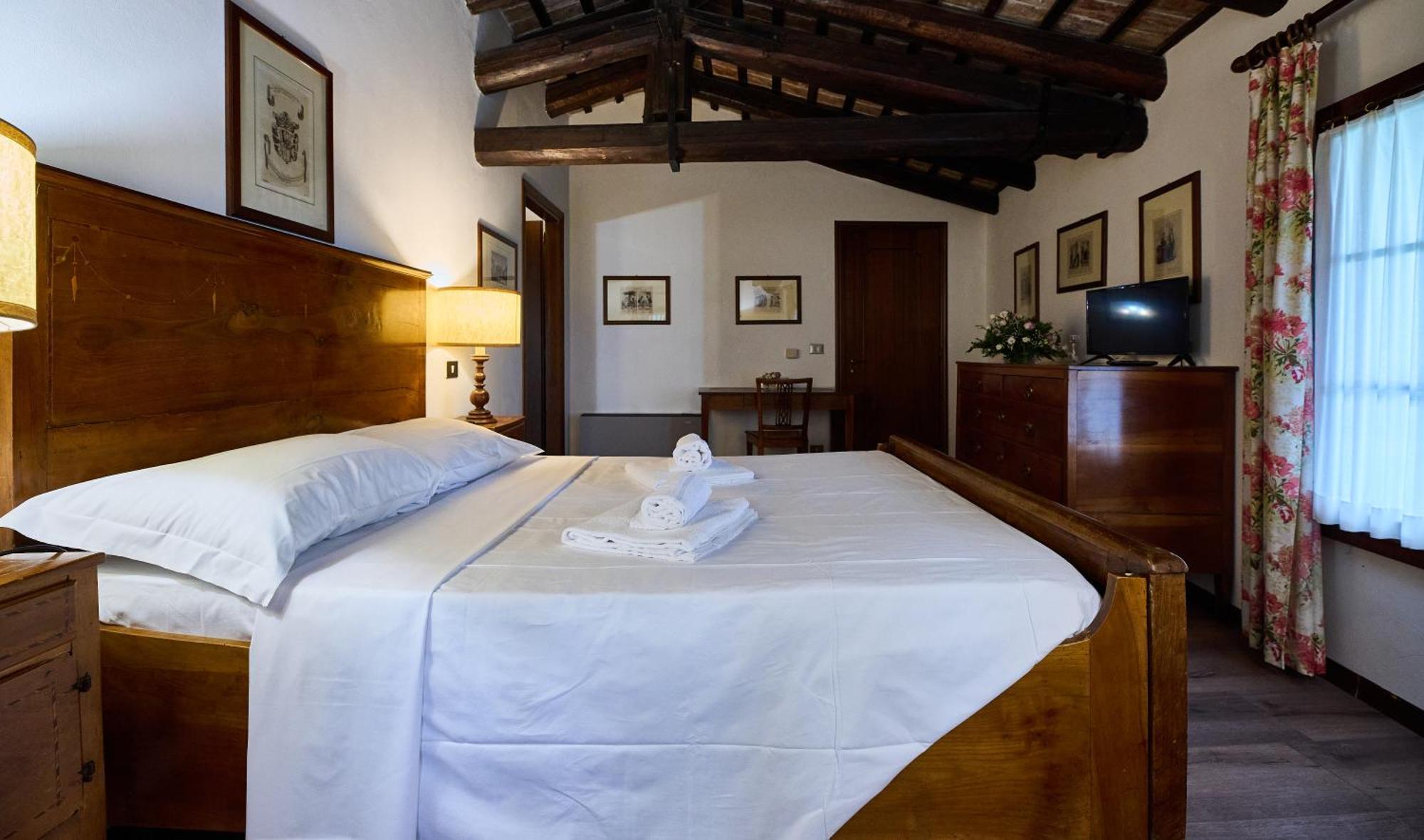 Hotel Conti Formentini San Floriano del Collio ภายนอก รูปภาพ