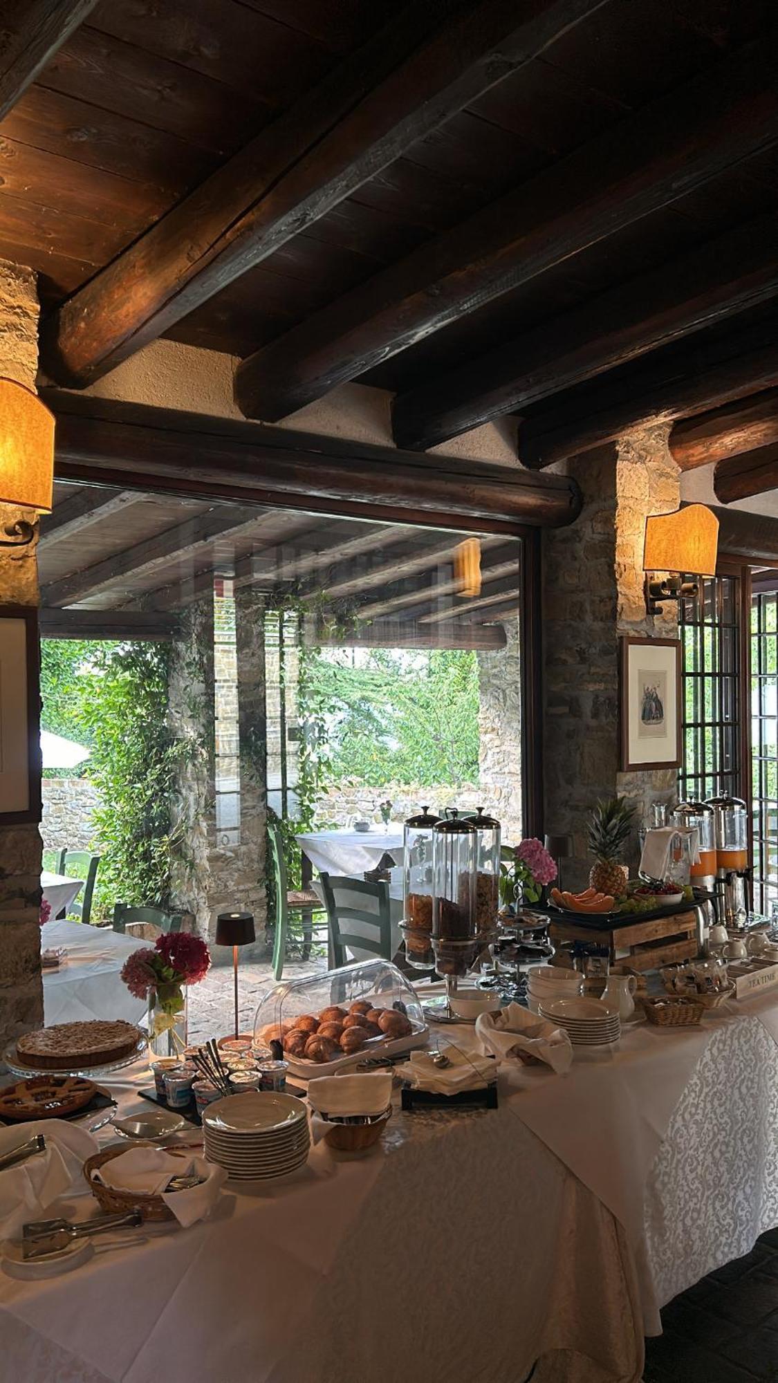 Hotel Conti Formentini San Floriano del Collio ภายนอก รูปภาพ