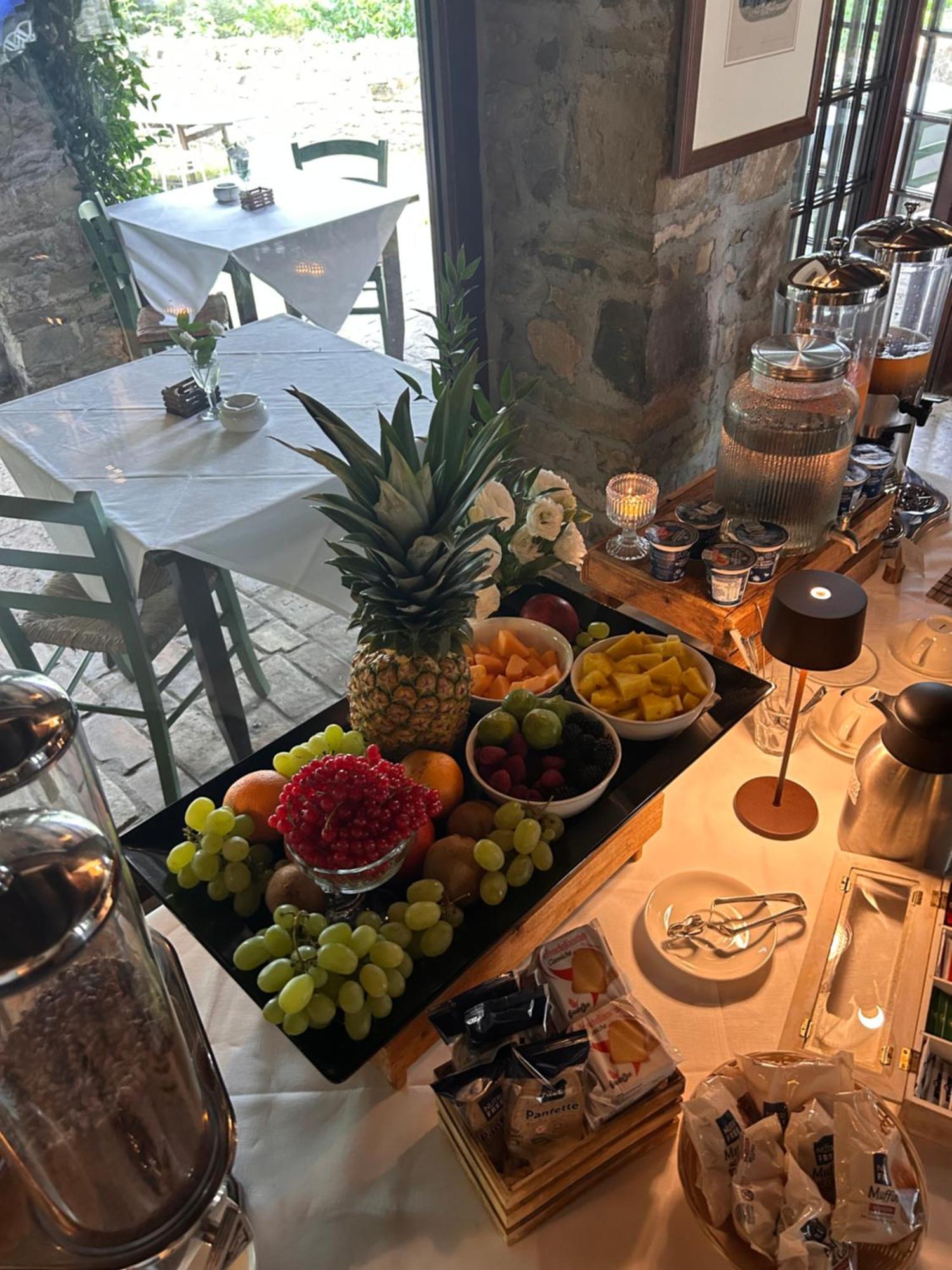 Hotel Conti Formentini San Floriano del Collio ภายนอก รูปภาพ